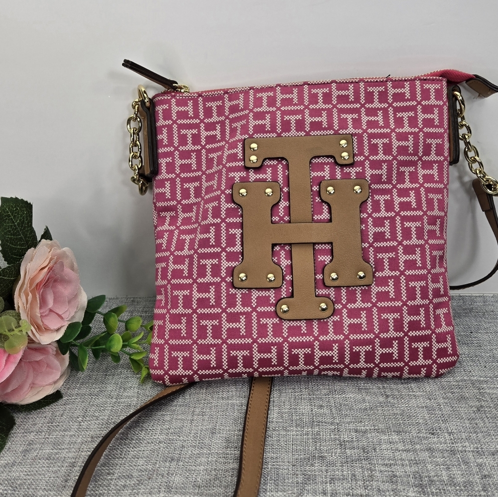 Tommy Hilfiger Logo Crossbody/Messenger Bag Pink and Brown Leather Strap